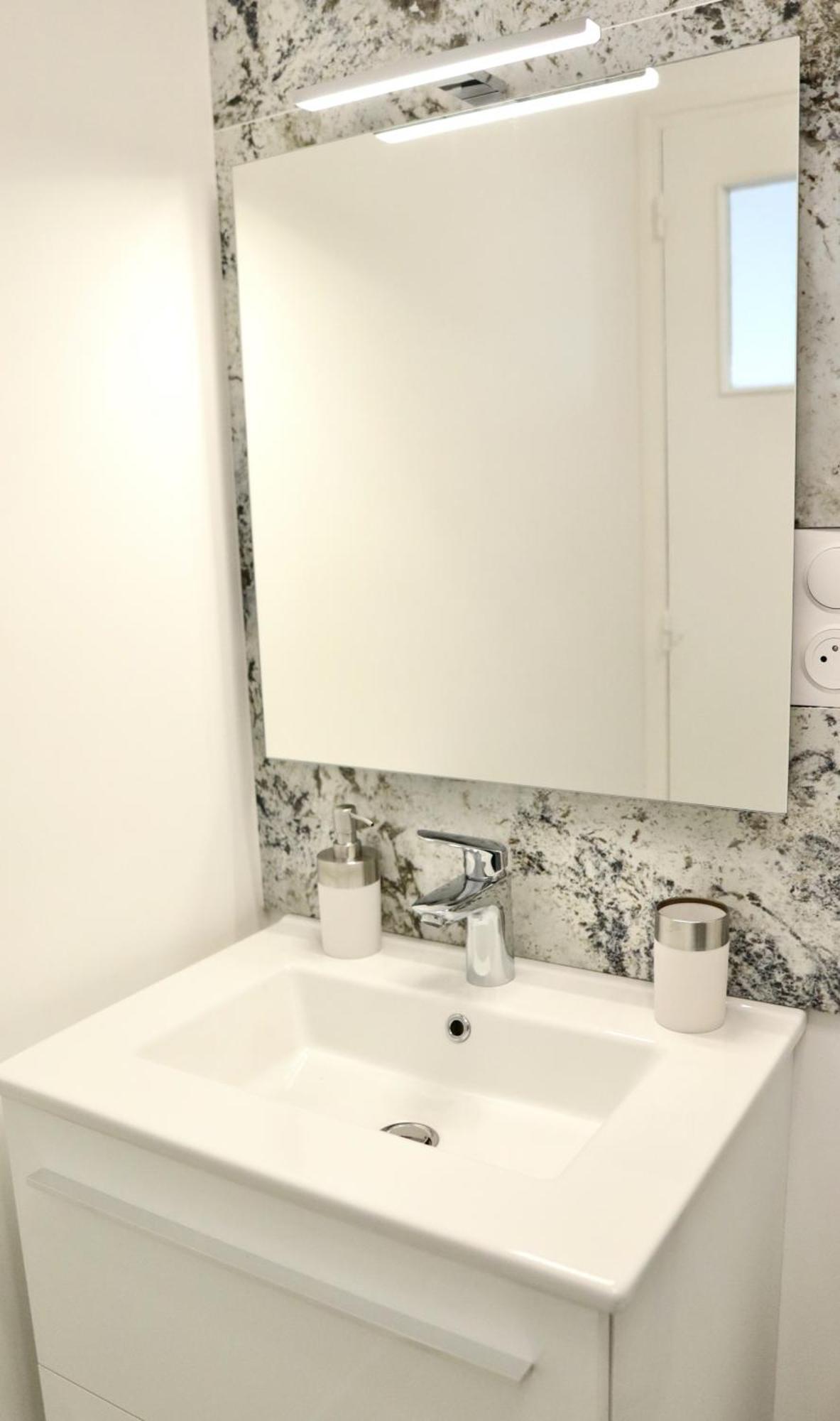 Appart- Hotel Love Room Yschool Troyes Kültér fotó